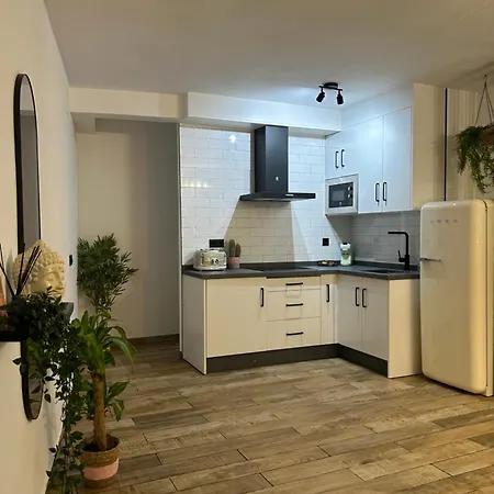 Gongora Con Parking Apartment