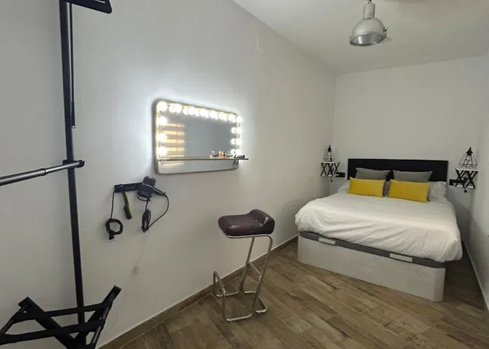 Gongora Con Parking Cordova