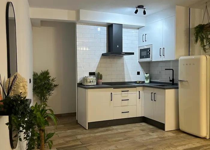 Gongora Con Parking アパート